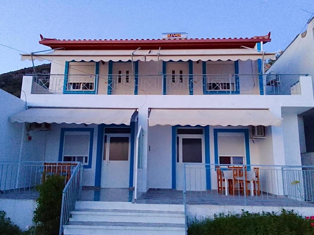منزل الضيف بورش  في Vila Gusti المظهر الخارجي الصورة